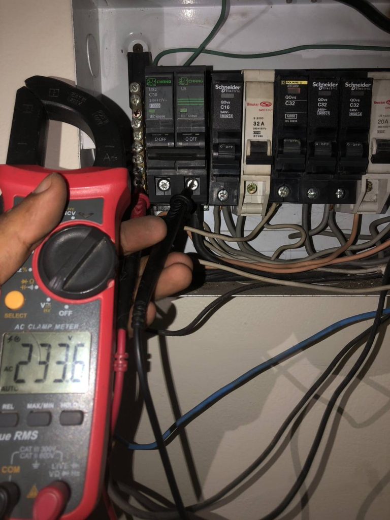 วัดไฟตู้คอนซูมเมอร์