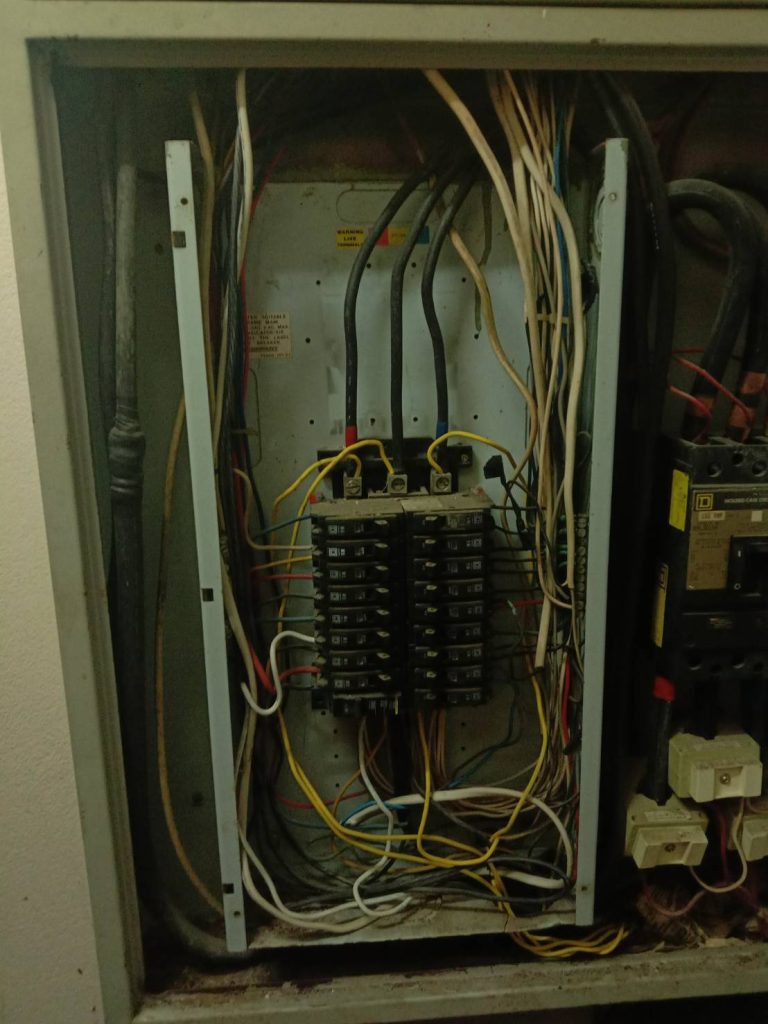 ตู้ไฟสามเฟส