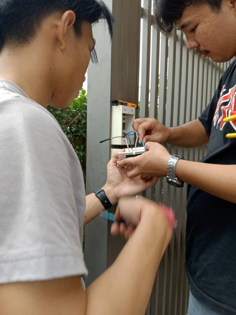 ตรวจเช็กสวิตช์