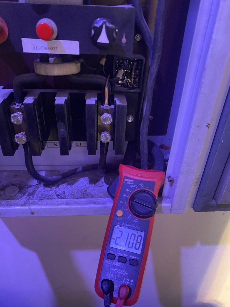 วัดไฟเมนเบรกเกอร์