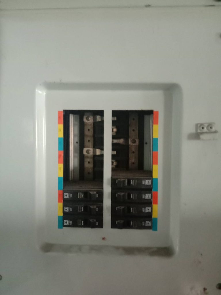 เซอร์กิตเบรกเกอร์