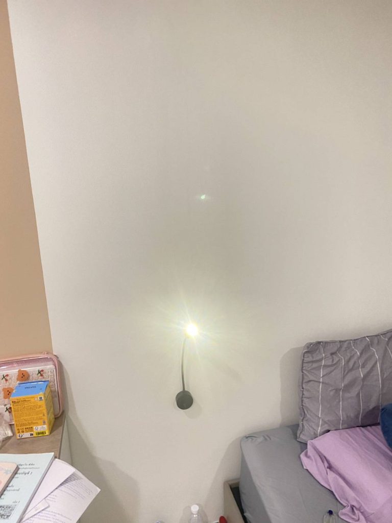 โคมไฟหัวเตียง