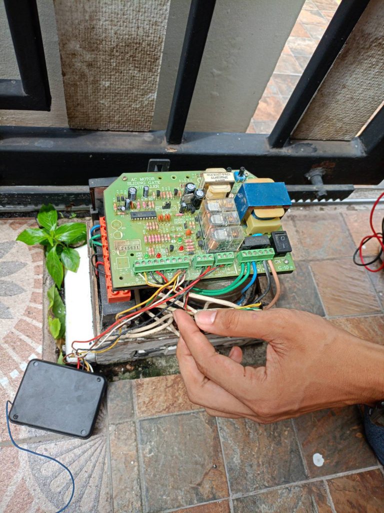 มอเตอร์ประตูรีโมท