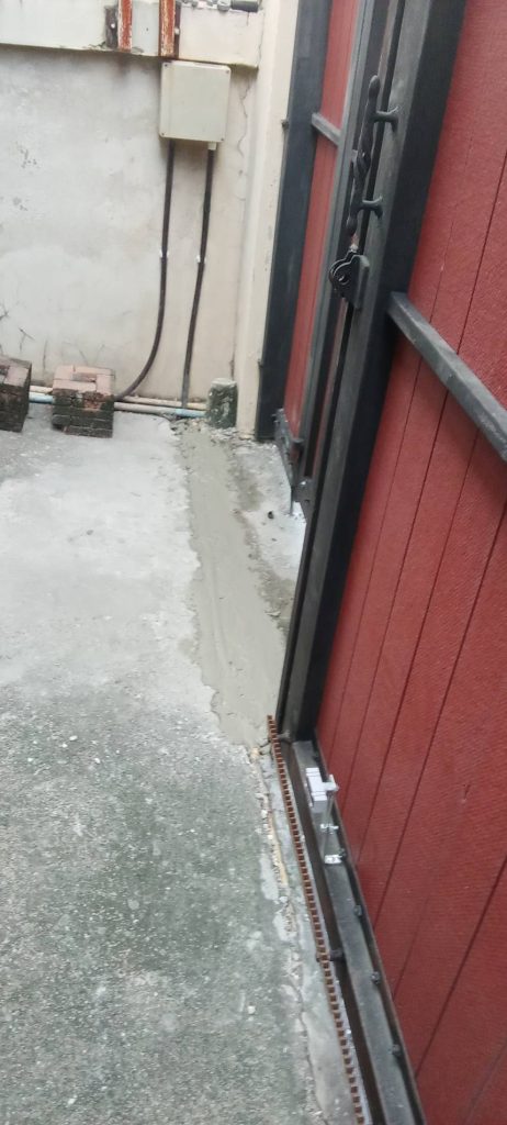 ตรวจเช็กประตูรีโมท