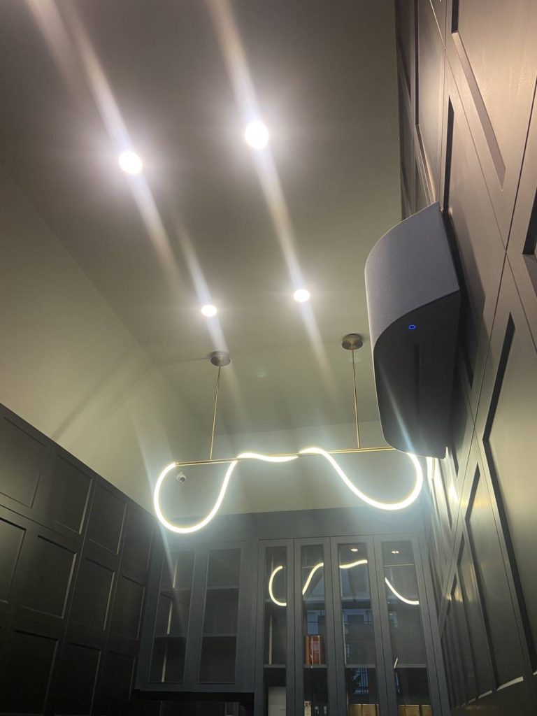 ติดตั้งไฟดาวไลท์