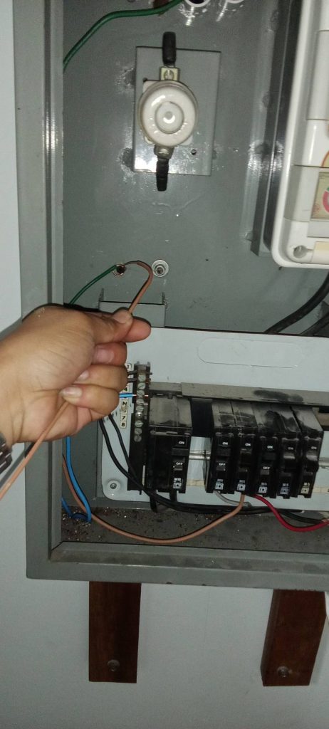 เดินสายไฟเข้าตู้คอนซูมเมอร์