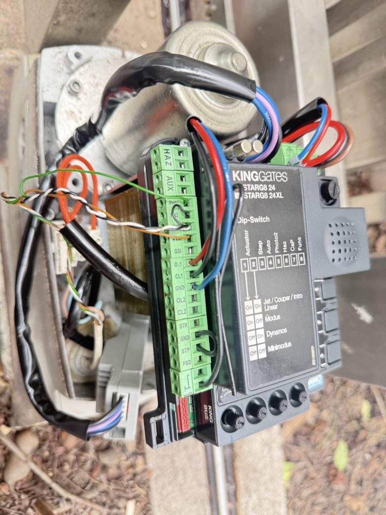 ติดตั้งมอเตอร์ประตูรีโมท