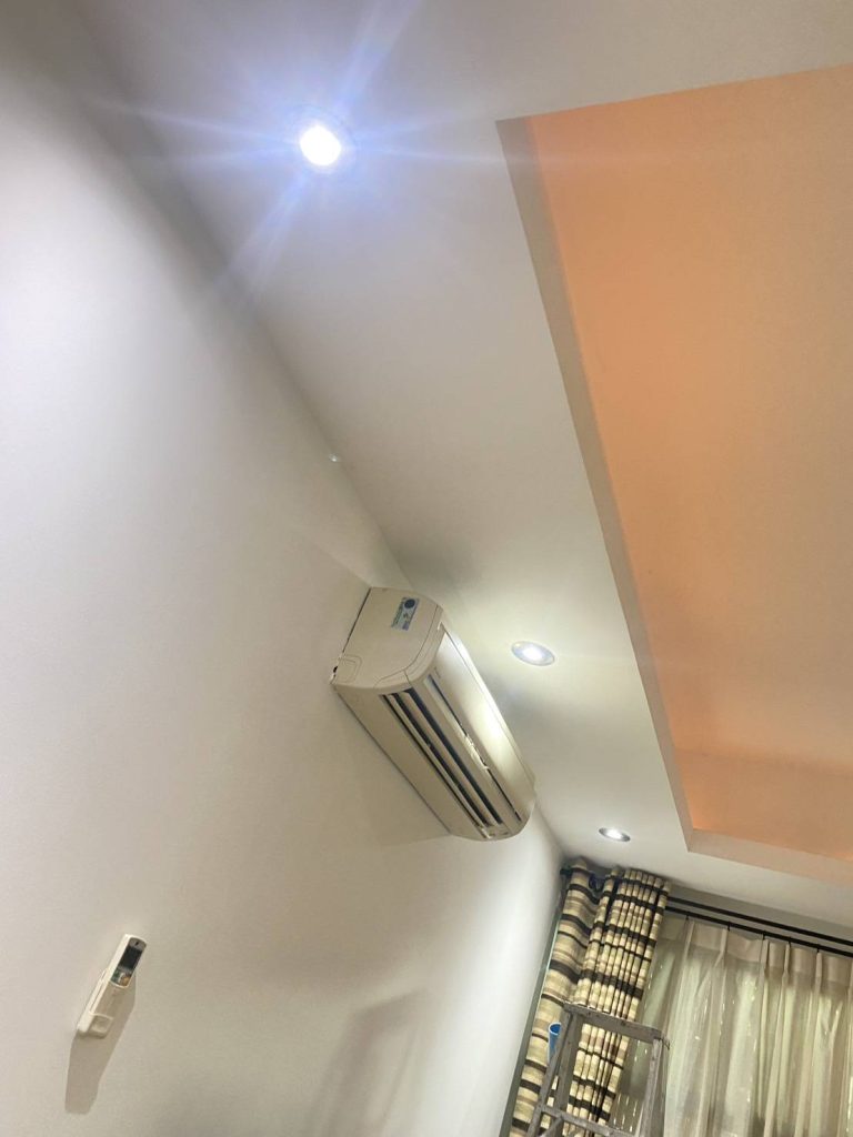 ไฟดาวน์ไลท์