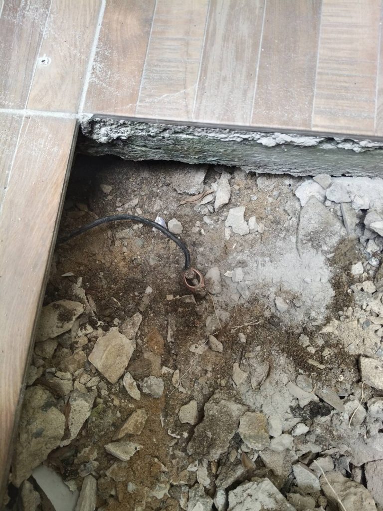 ขุดพื้นเตรียมติดตั้งสายดิน