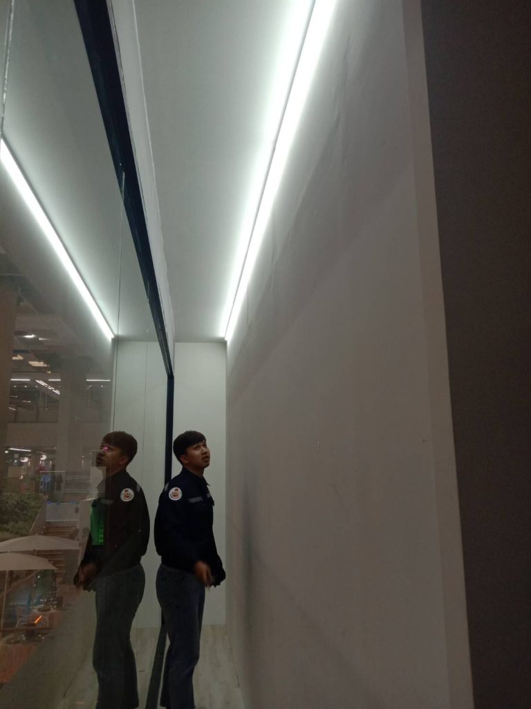 ช่างไฟฟ้าเข้าประเมินหน้างาน