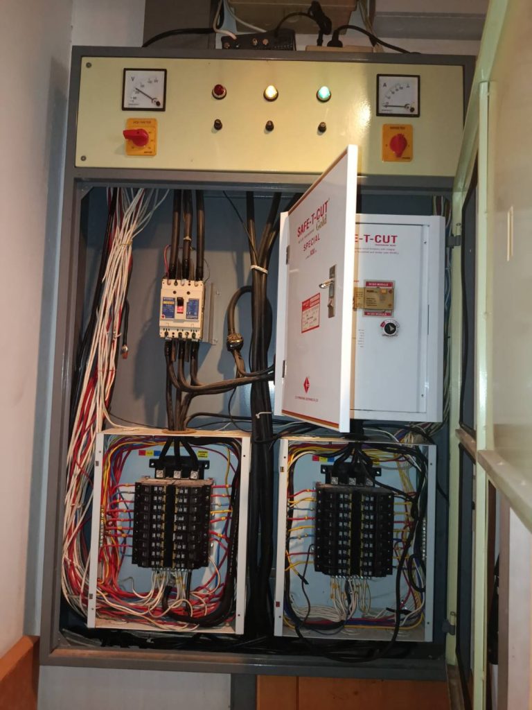 ตู้เมนไฟฟ้า