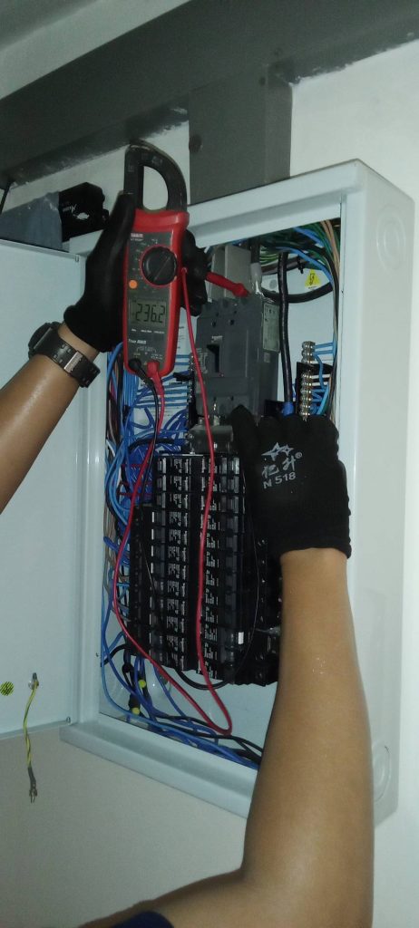 ตรวจเช็กตู้โหลดเซ็นเตอร์