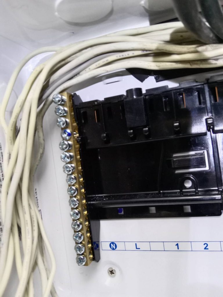 จัดเรียงสายไฟใหม่