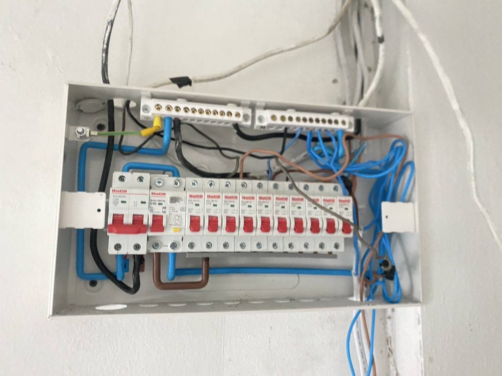 ติดดตั้งตู้คอนซูมเมอร์