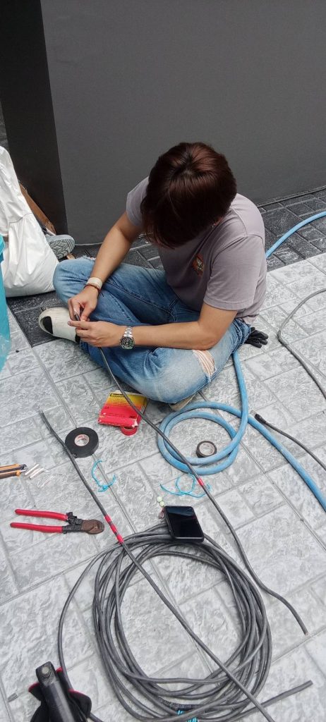จัดเตรียมสายไฟ
