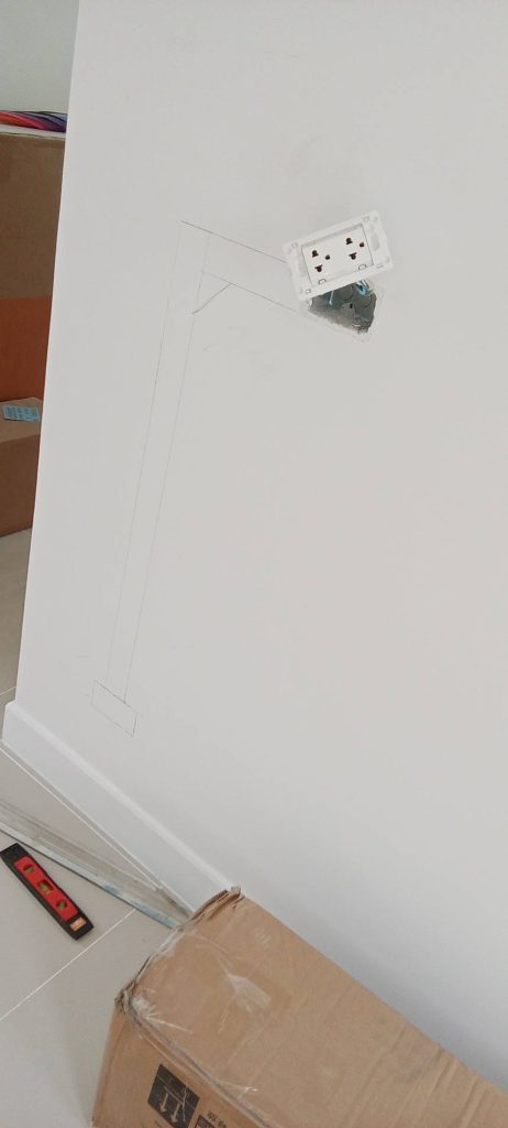 กรีดปูนฝังสายไฟ