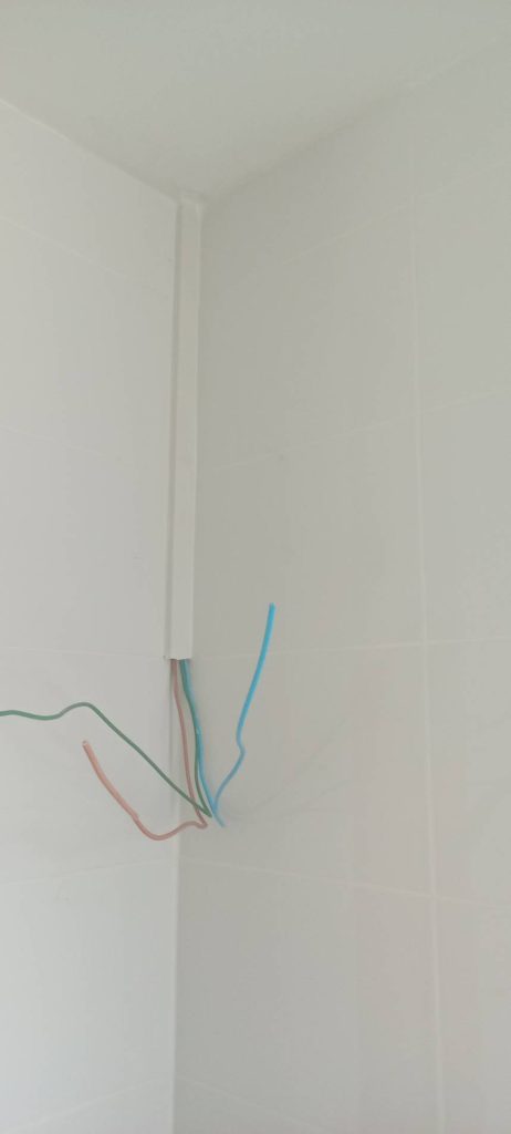 เดินสายรอติดตั้ง