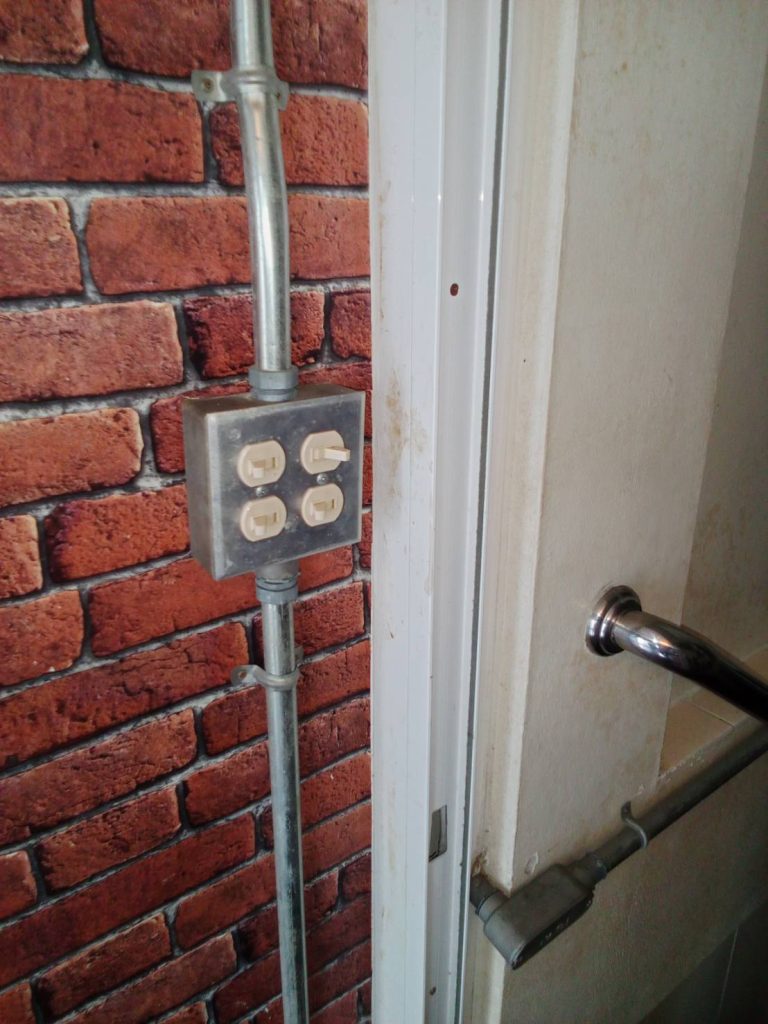 ตรวจเช็คสายไฟ