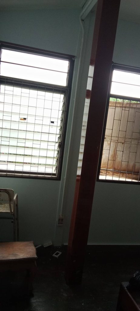 งานเดินท่อร้อยสายติดตั้งปลั๊ก