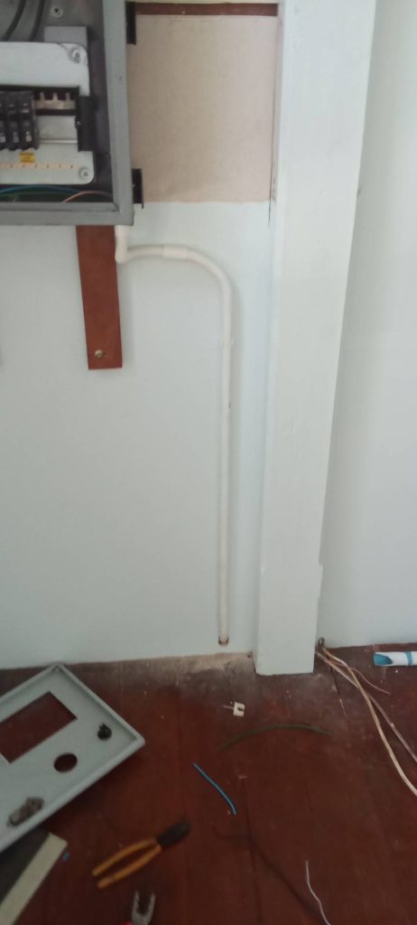 เดินท่อร้อยสาย