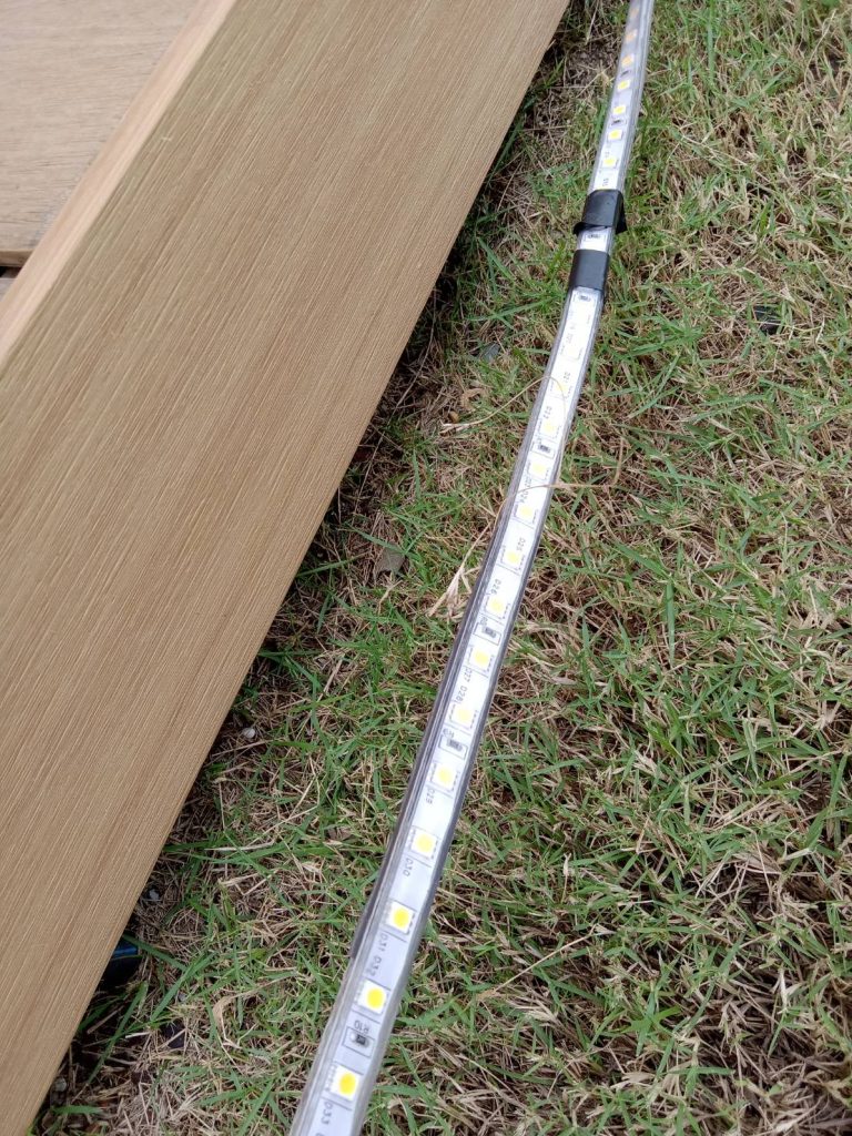 เตรียมติดตั้ง led strip