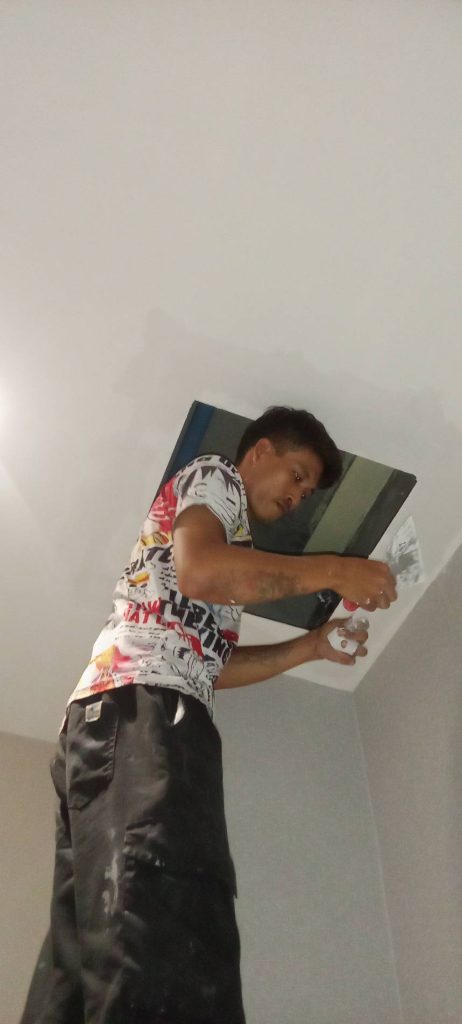 เจาะฝ้าทำช่องservice