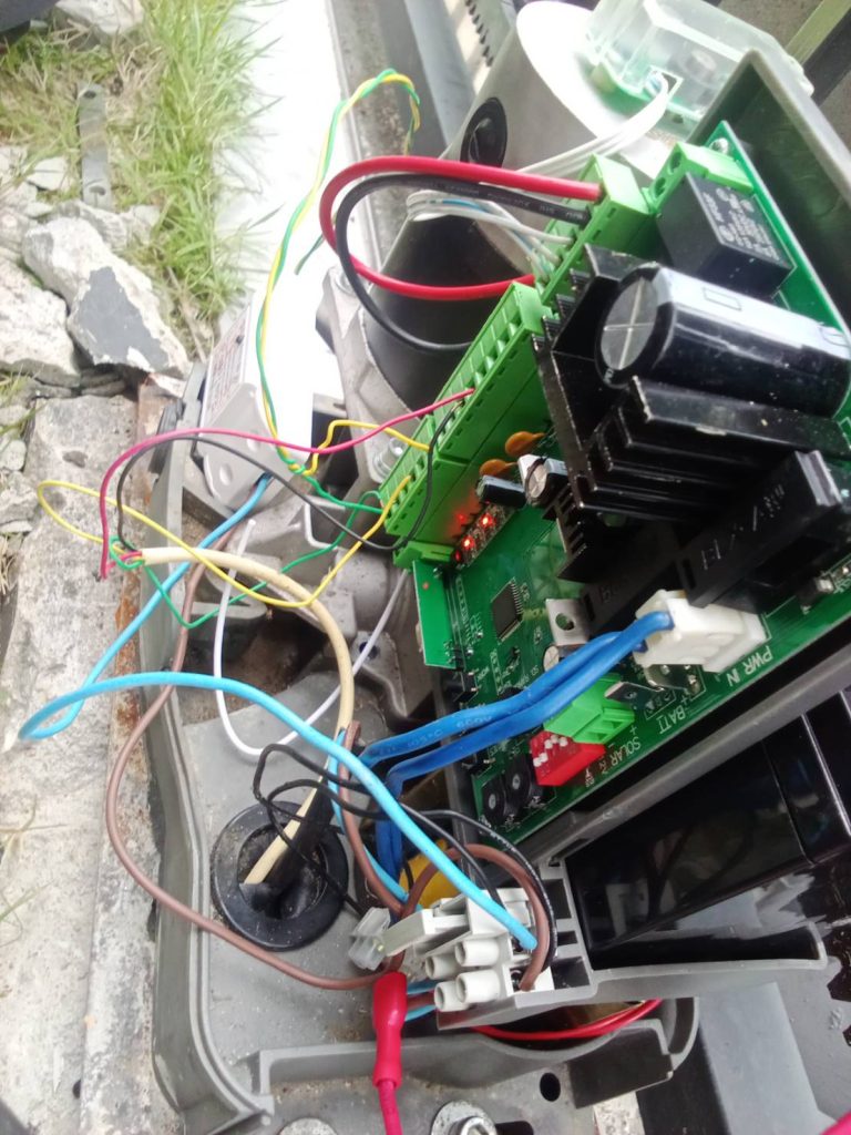 ติดตั้งมอเตอร์ประตูรีโมท