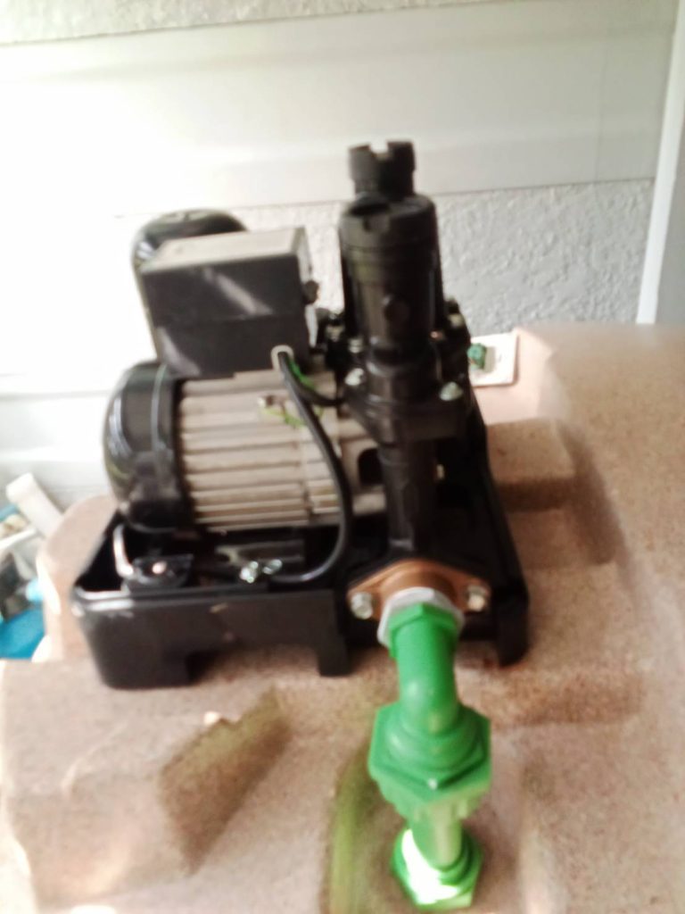 ปั๊มน้ำ