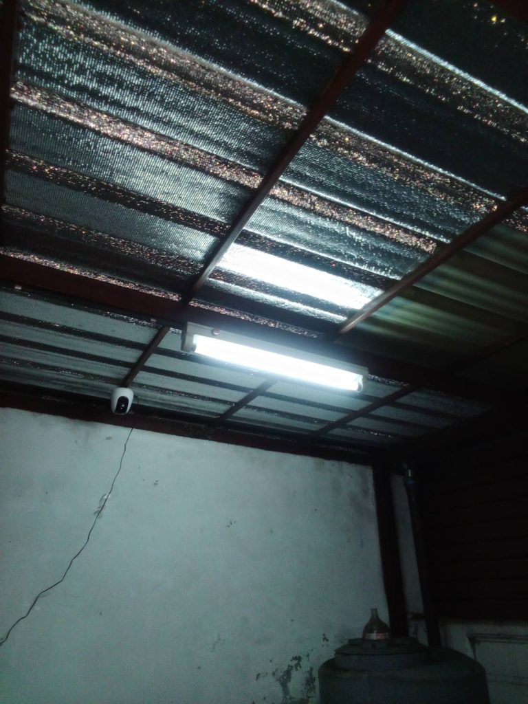 โคมไฟฟลูออเรสเซ็นส์