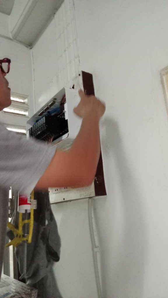 ตรวจเช็กตู้คอนซูมเมอร์