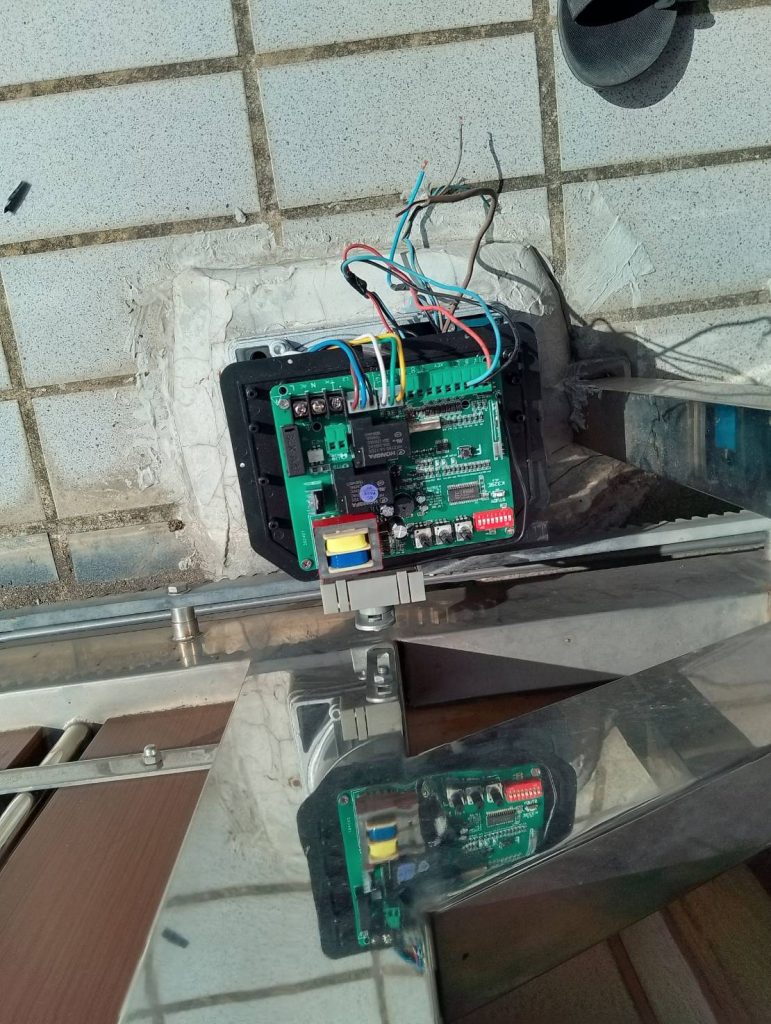 มอเตอร์ประตูรีโมท