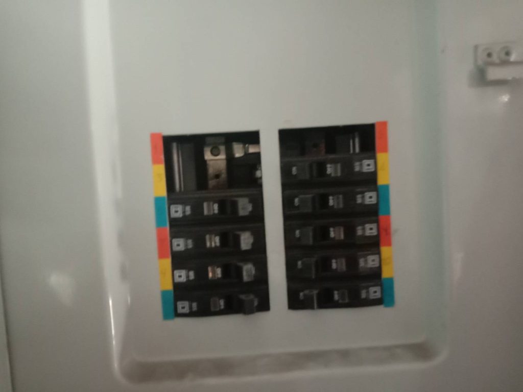 เซอร์กิตเบรกเกอร์