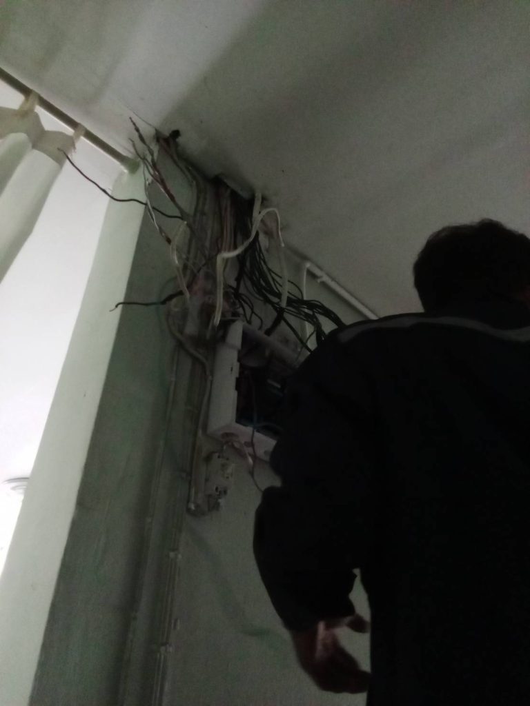 เดินสายไฟเข้าตู้คอนซูมเมอร์