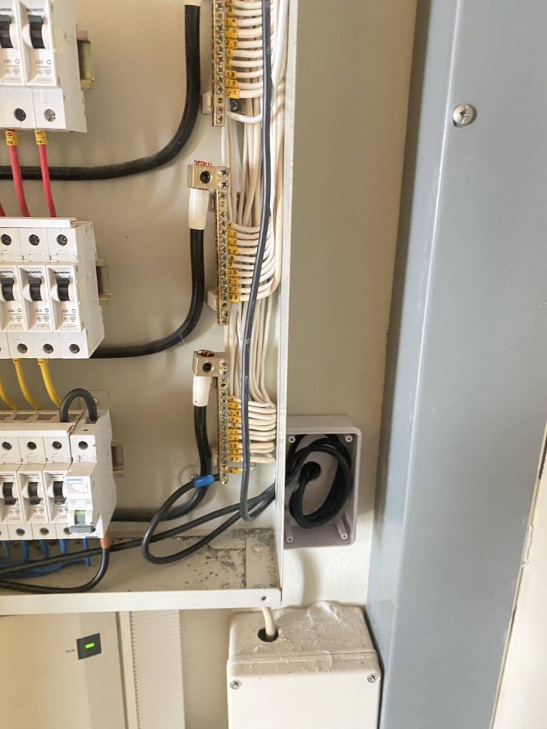 คอนซูมเมอร์ยูนิต3ชั้น