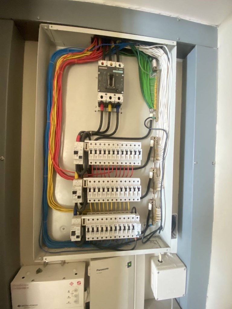 ตู้โหลดเซ็นเตอร์