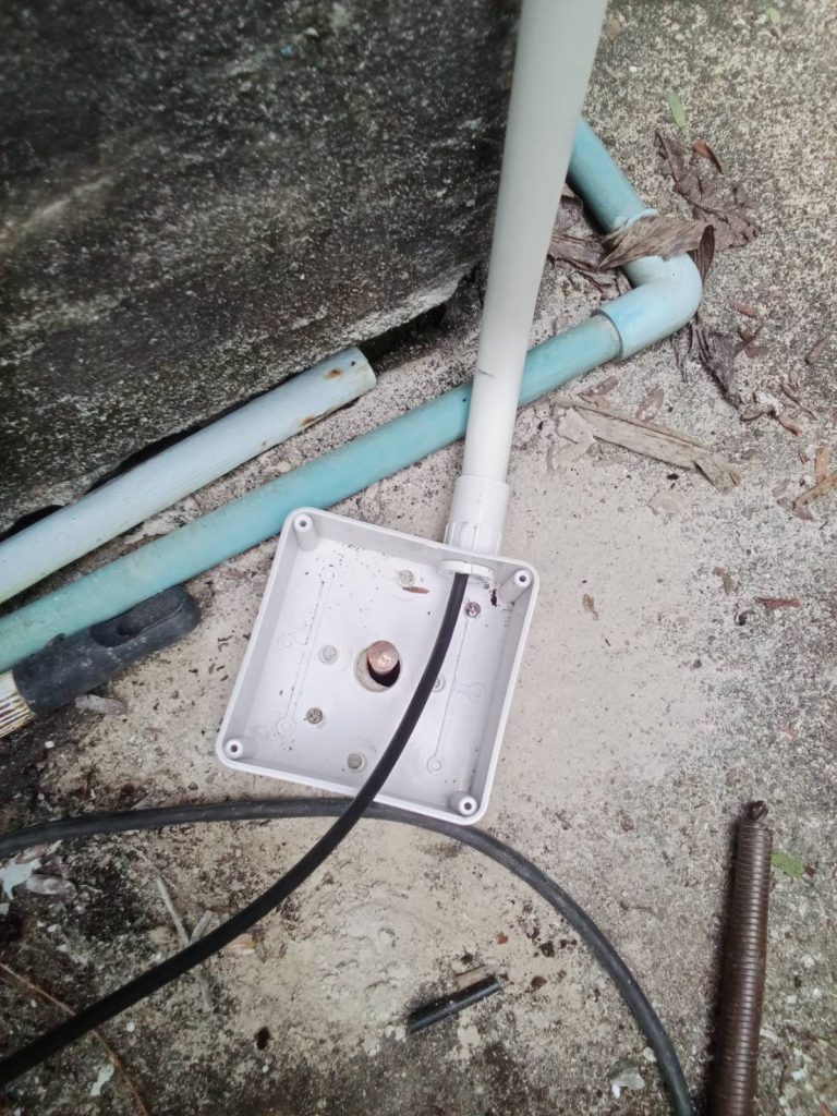 ติดตั้งแท่งกราวด์