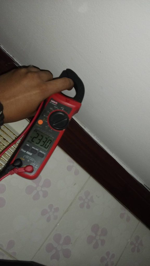 clamp meter