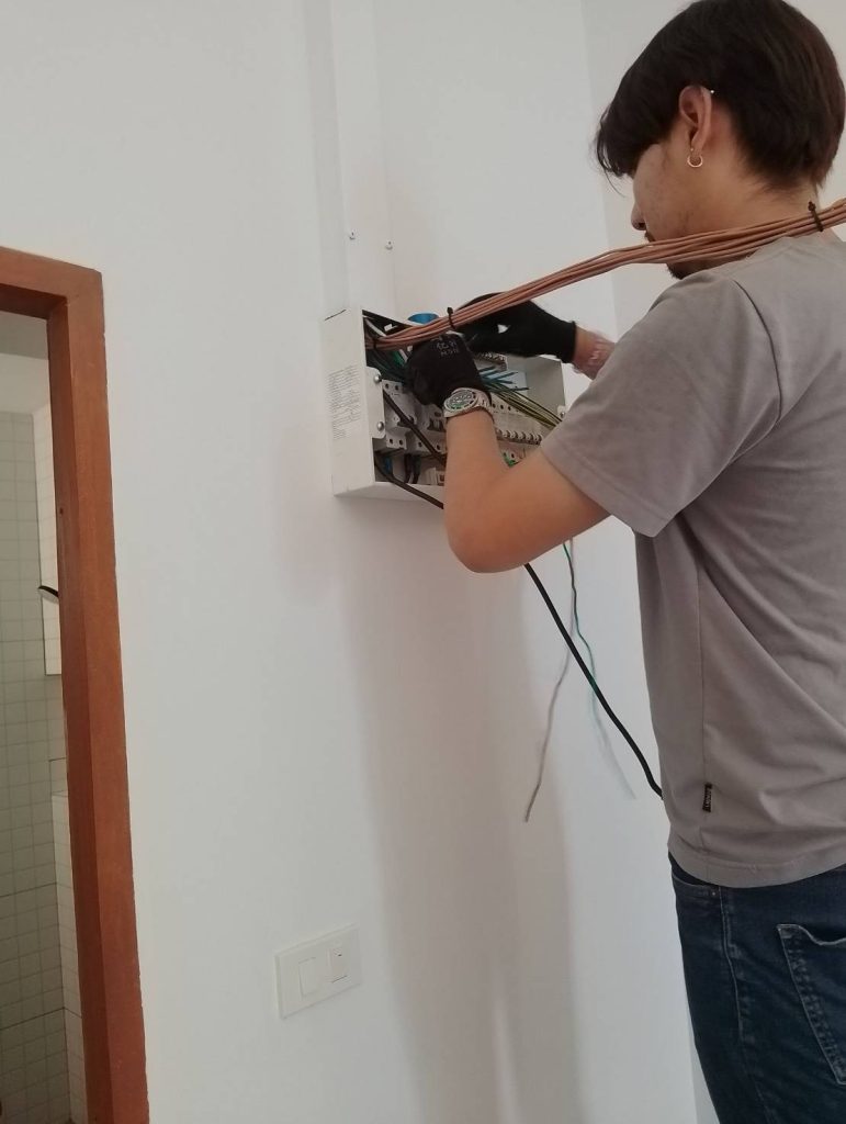 ติดตั้งตู้คอนซูมเมอร์