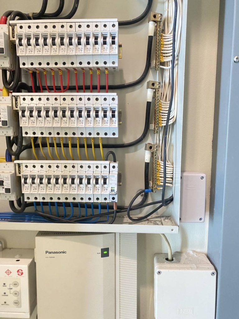 คอนซูมเมอร์ยูนิต3ชั้น