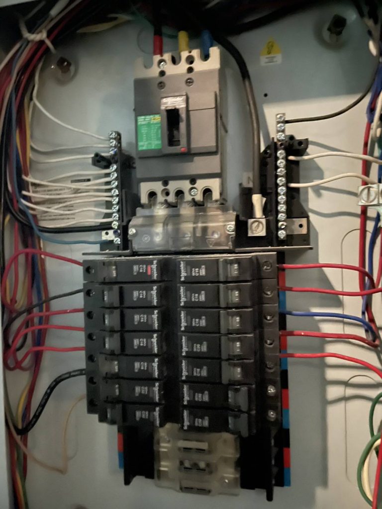 ตู้โหลดเซ็นเตอร์