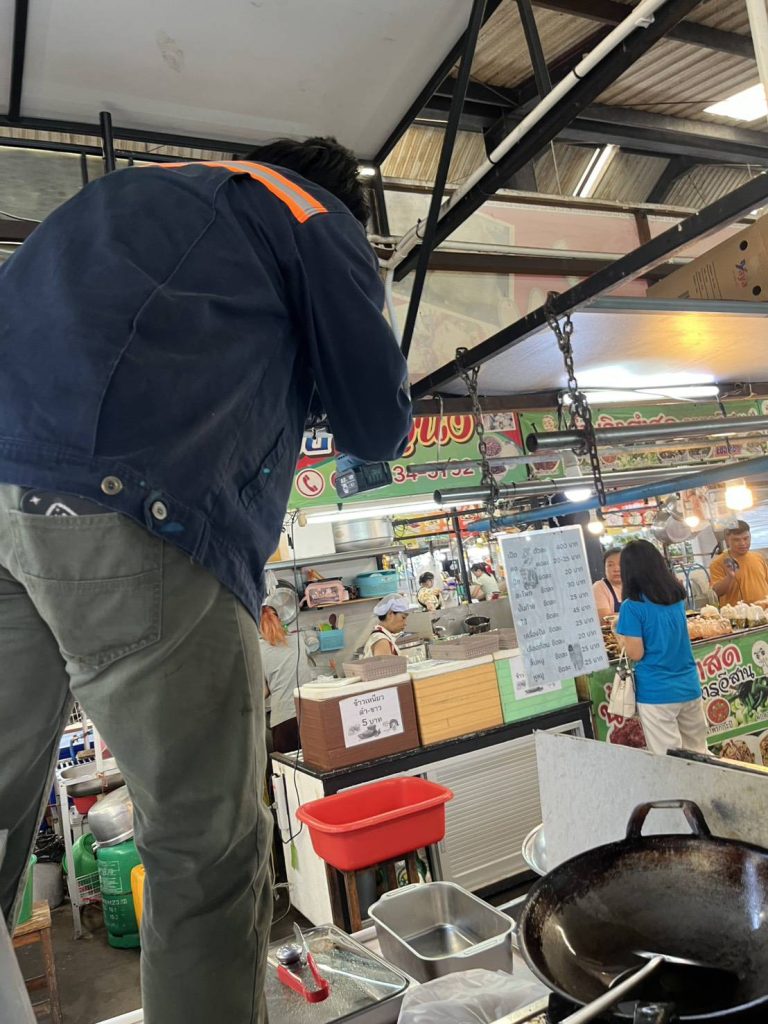 ซ่อมตู้ไฟเก่า