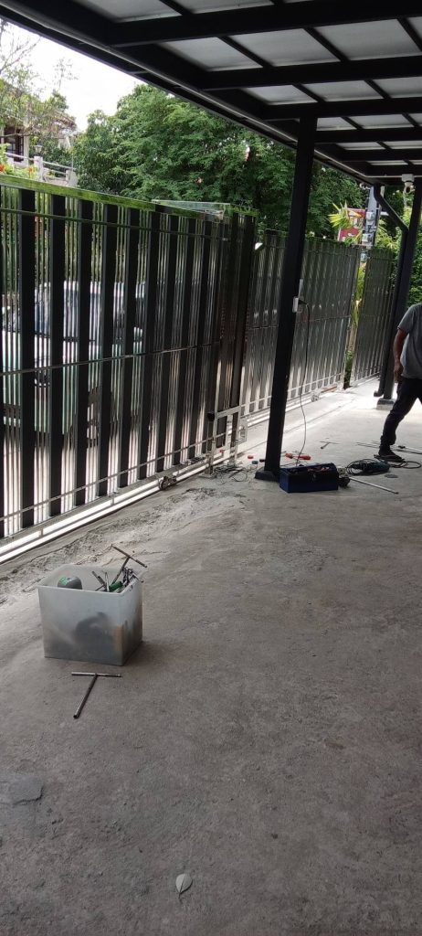 ติดตั้งมอเตอร์ประตูรีโมท