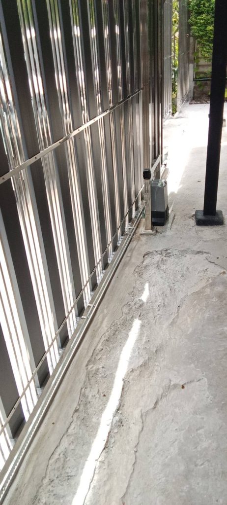 ติดตั้งมอเตอร์ประตูรีโมท