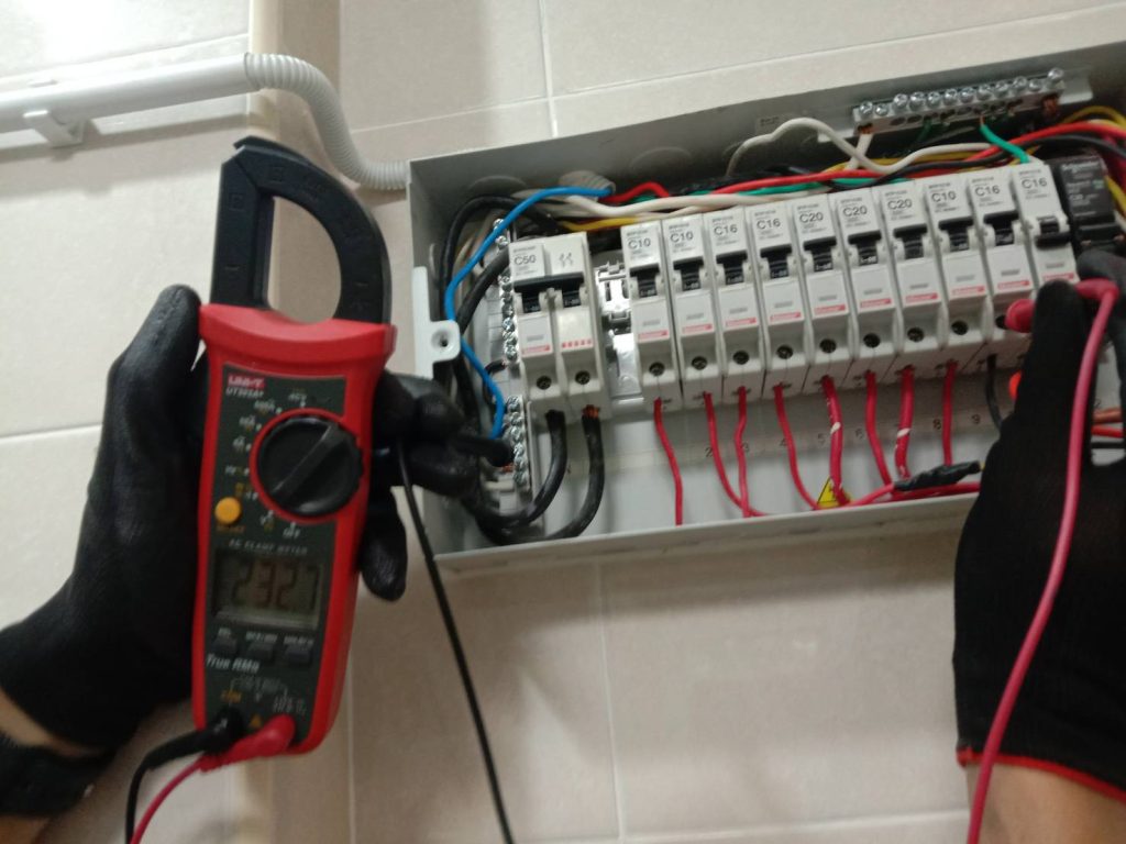 ตรวจเช็กตู้คอนซูมเมอร์