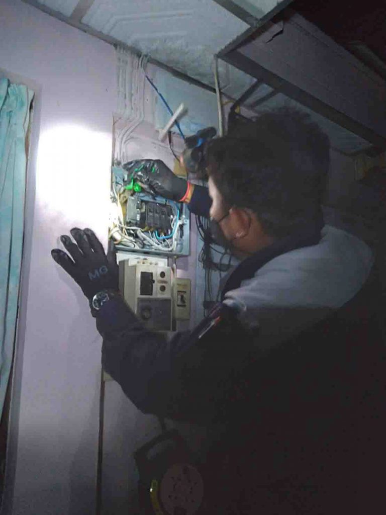 ซ่อมตู้ไฟบ้าน
