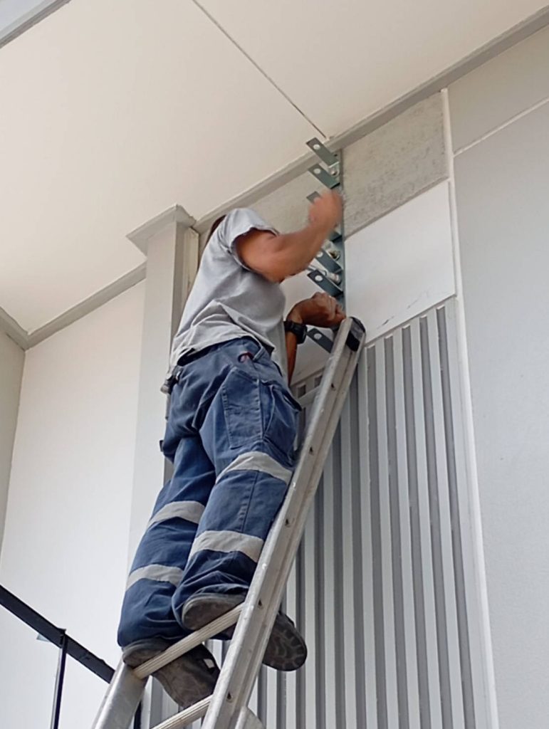 ติดตั้งลูกถ้วยแร็คเตรียมดึงสายเมน