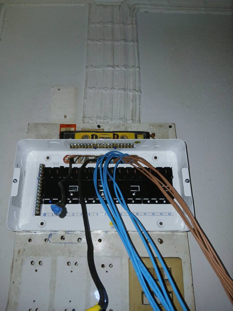 ติดตั้งตู้คอนซูมเมอร์