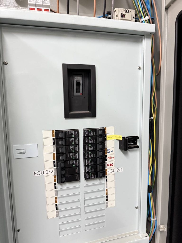 ตู้โหลดเซ็นเตอร์