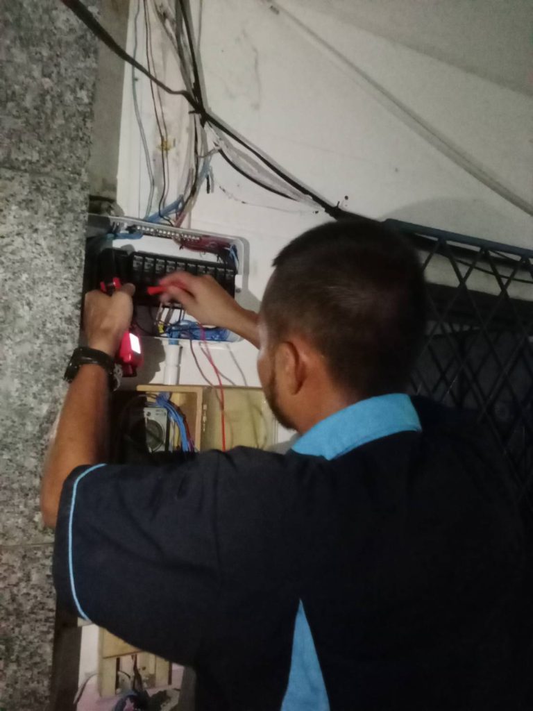 งานติดตั้งตู้คอนซูมเมอร์