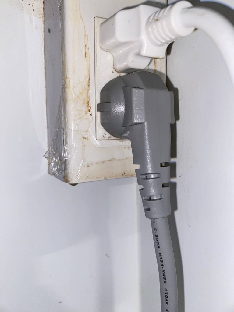 ปลั๊กไฟ